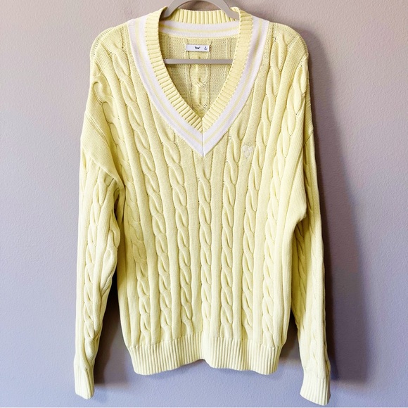 Aritzia Tna Clay Cable Knit V-neck Sweater Butter Yellow Size Small Oversized - Picture 4 of 12
